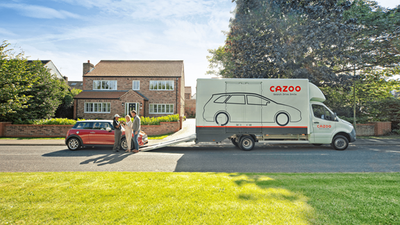 image of Cazoo van dropping off new car to new owners