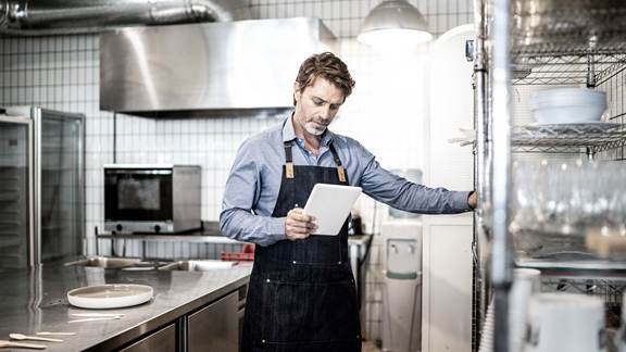 Gordon Food Service - chef stock-checking via tablet